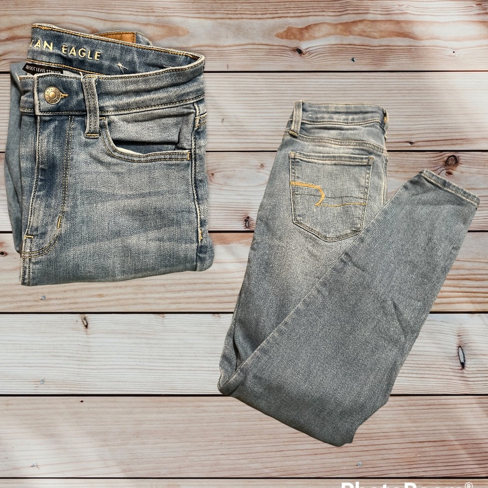 light blue, american eagle jeans, size 2